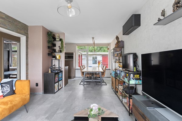 Medium property photo - W.H. Vliegenstraat 93, 3317 GS Dordrecht